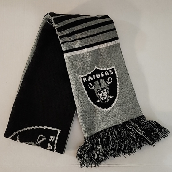 NFL Las Vegas Raiders Knit Beanie And Scarf - Picture 6 of 9